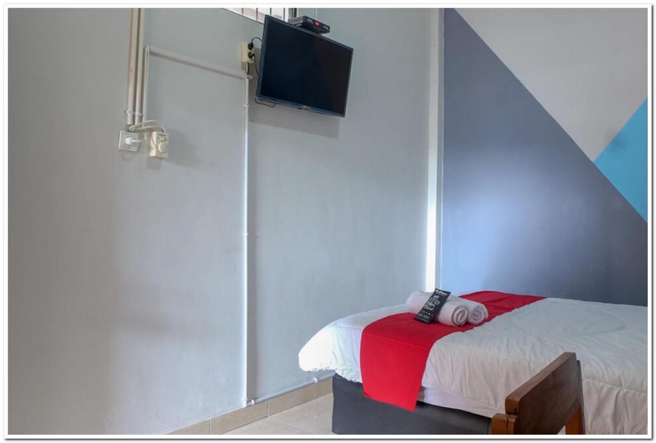 Reddoorz Near Penimbangan Beach Singaraja المظهر الخارجي الصورة