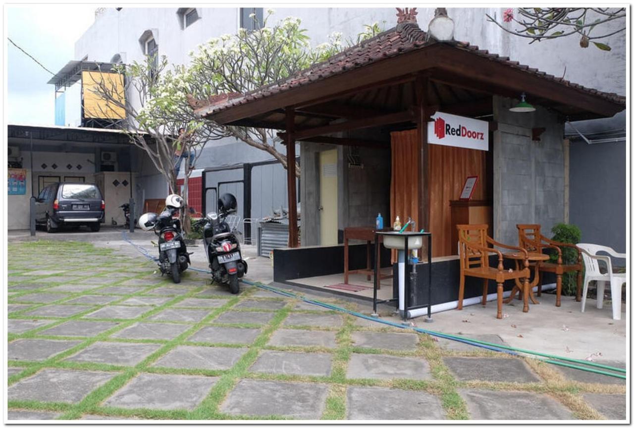 Reddoorz Near Penimbangan Beach Singaraja المظهر الخارجي الصورة
