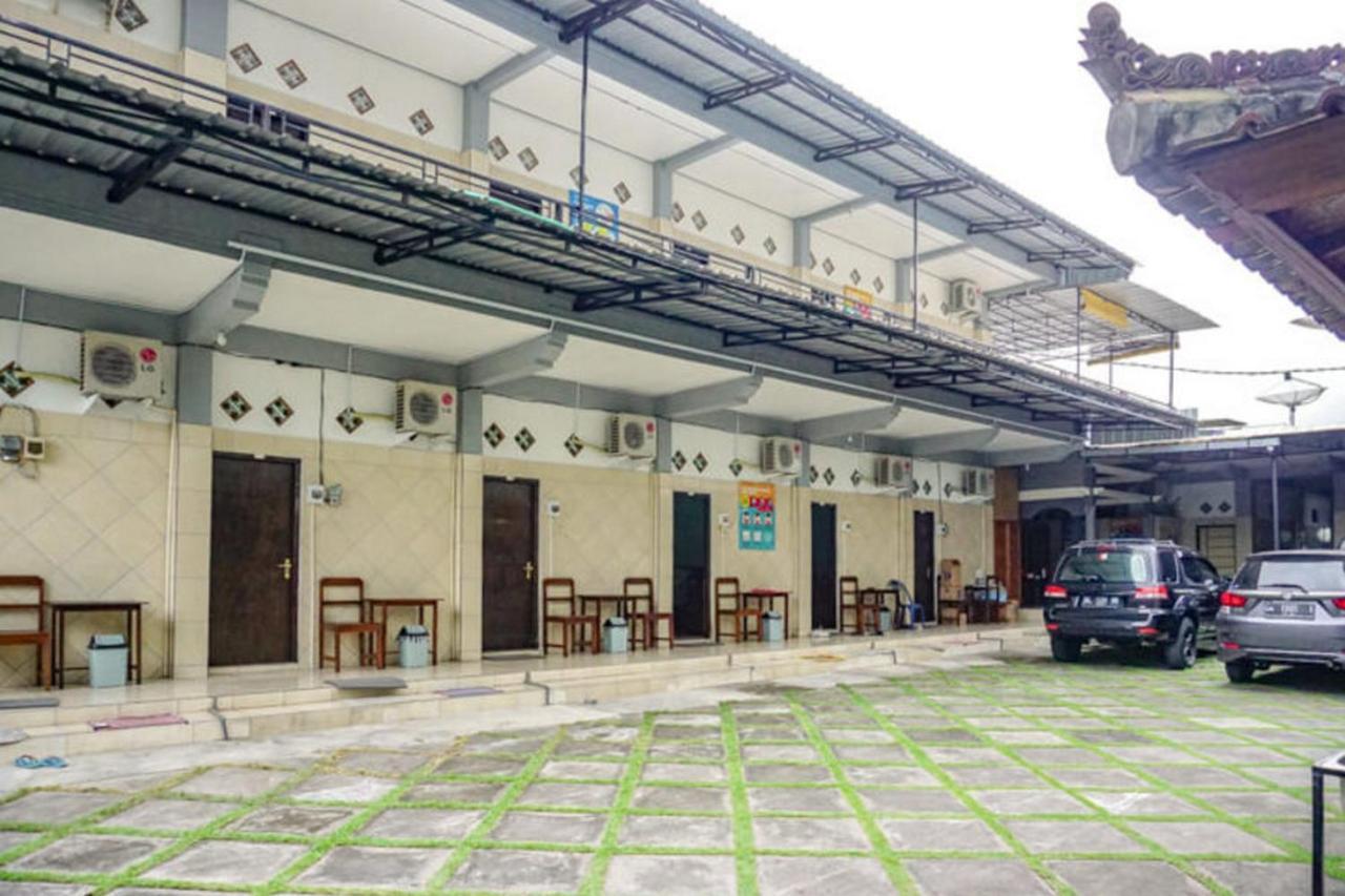 Reddoorz Near Penimbangan Beach Singaraja المظهر الخارجي الصورة