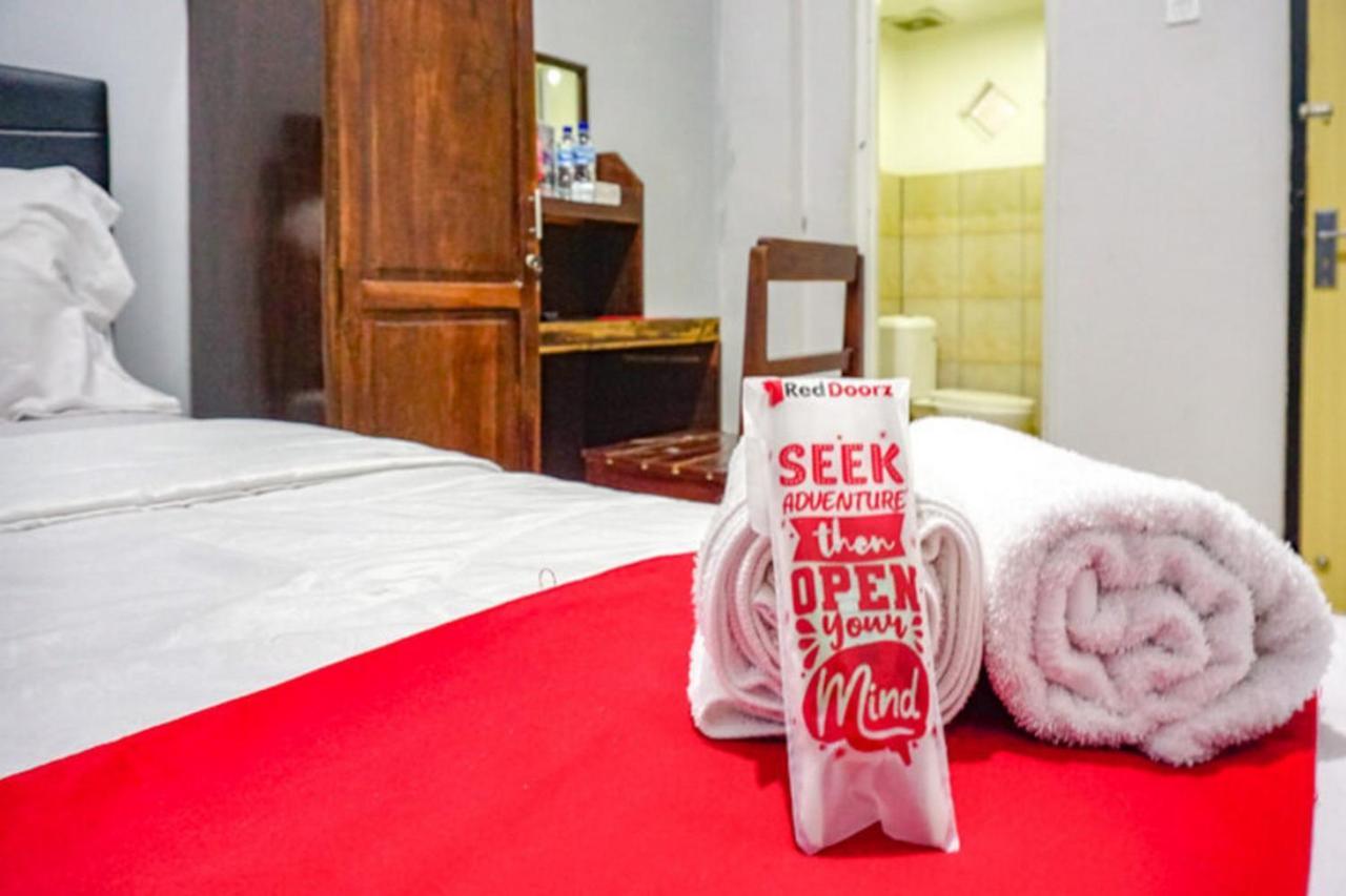 Reddoorz Near Penimbangan Beach Singaraja المظهر الخارجي الصورة